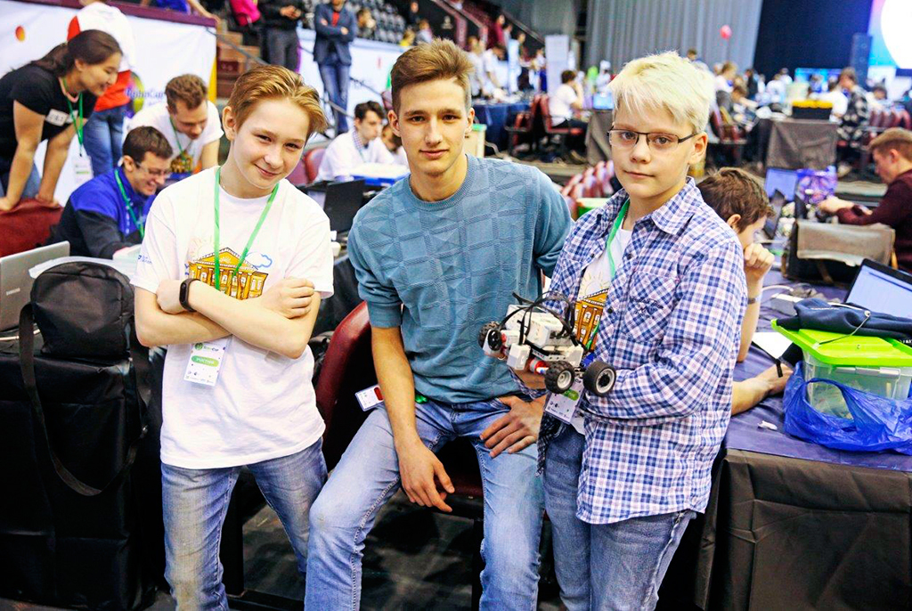 Четыре команды ТУСУРа заняли призовые места на соревнованиях RoboCup Russia Open – 2018