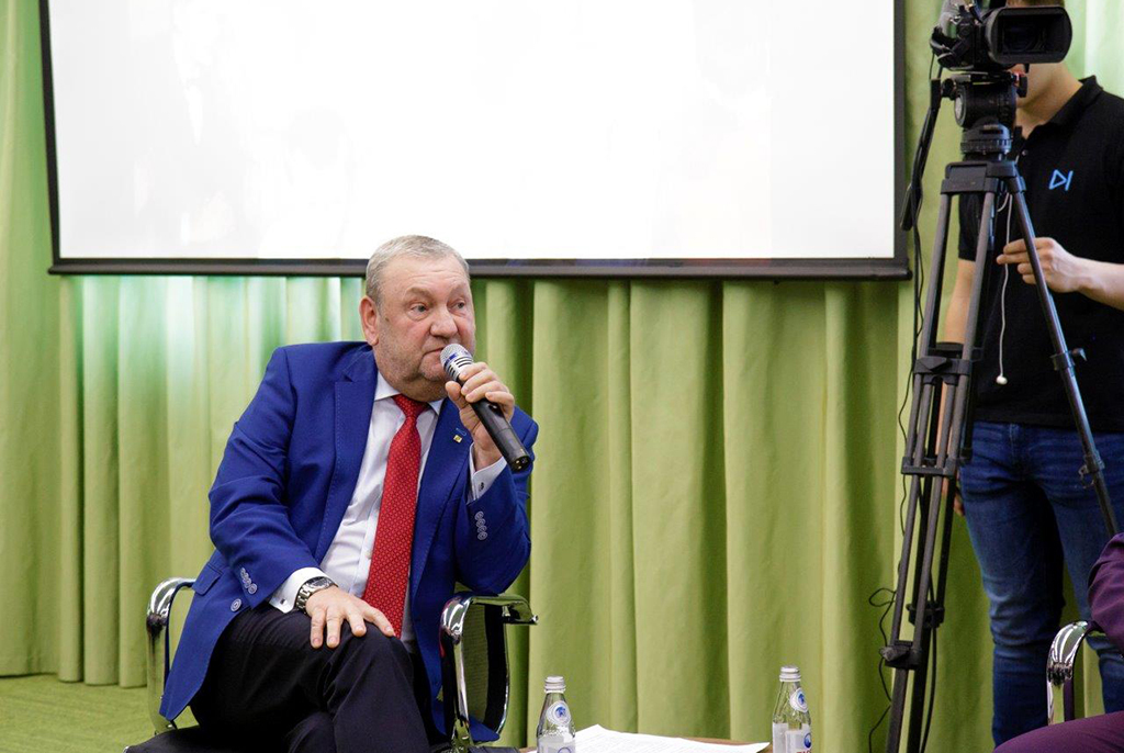 «Цифра существует многие годы»: ректор ТУСУРа назвал главные условия для успешной цифровизации в России