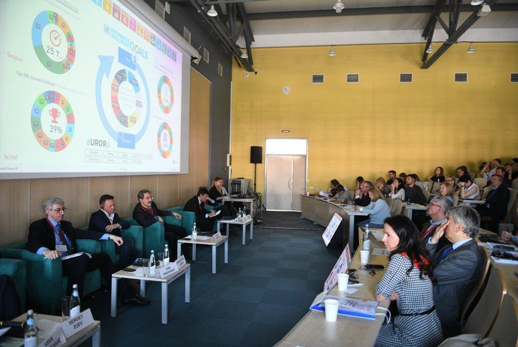 Представители ТУСУРа участвуют в обсуждении вопросов цифровой трансформации вузов