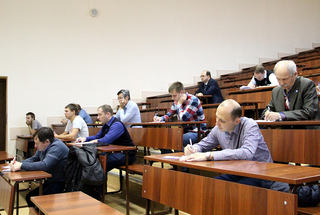 150 специалистов приступили к обучению на программах повышения квалификации по направлению «Сенсорика» в ТУСУРе