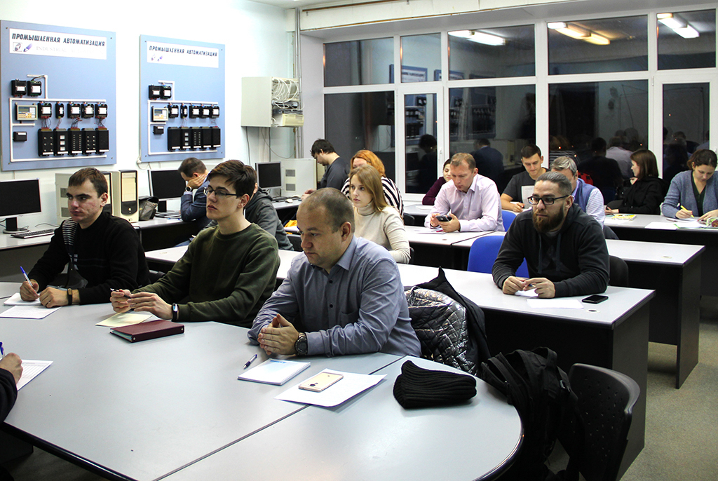 150 специалистов приступили к обучению на программах повышения квалификации по направлению «Сенсорика» в ТУСУРе