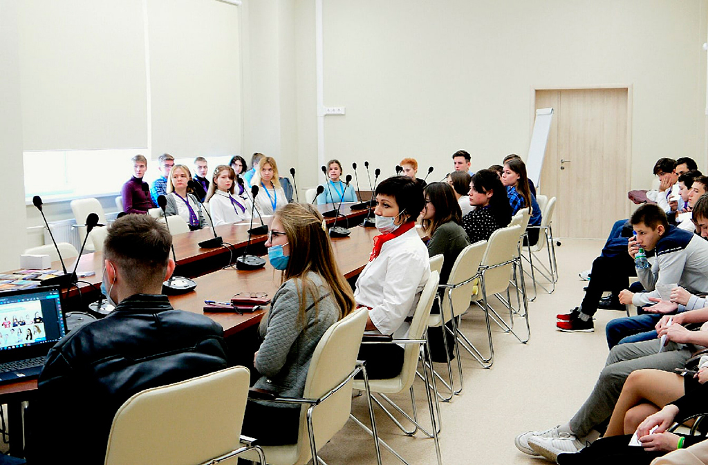 ТУСУР провёл профориентационное мероприятие для старшеклассников Томска совместно со школой «Интеграция»