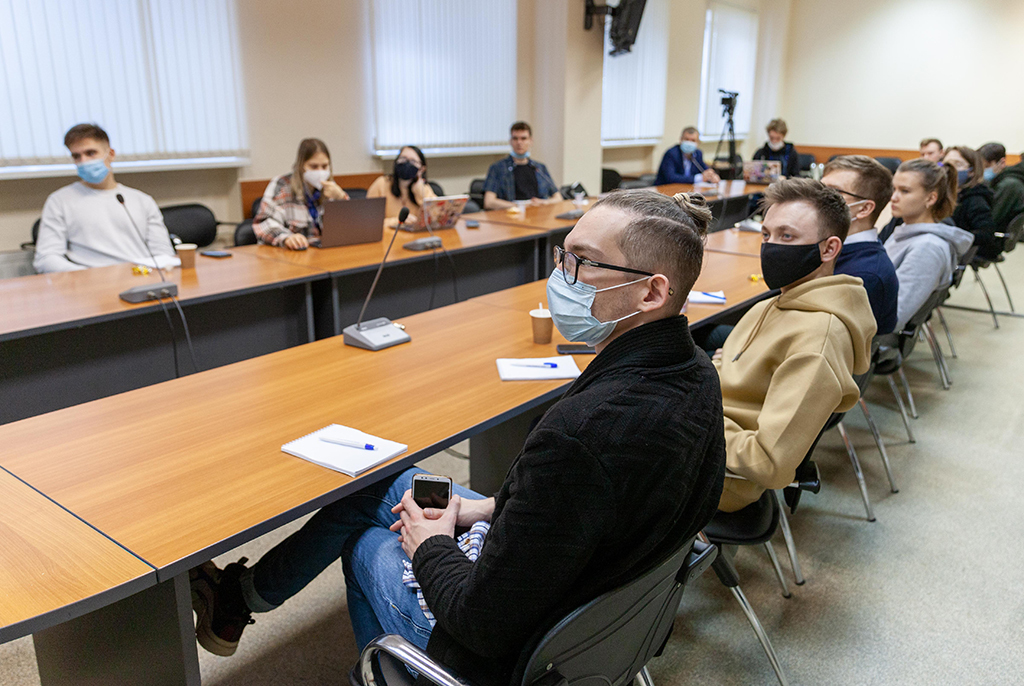 Хакатон «Цифровой регион» прошёл в Точке кипения ТУСУРа