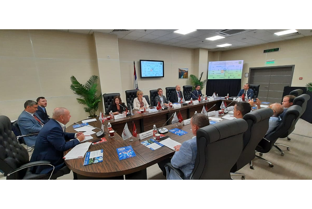 Роль университетов в обеспечении диверсификации продукции ОПК обсудили на круглом столе ТУСУРа на форуме «Армия — 2021»