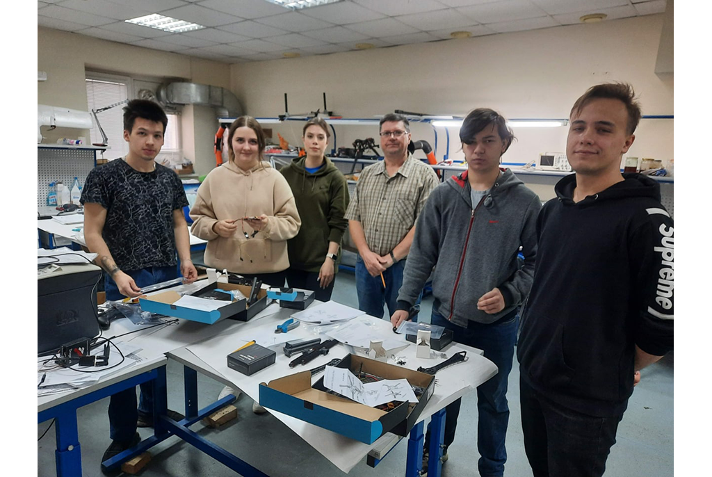 Студенты ТУСУРа приступили к разработкам в сфере беспилотников на базе лаборатории БАС