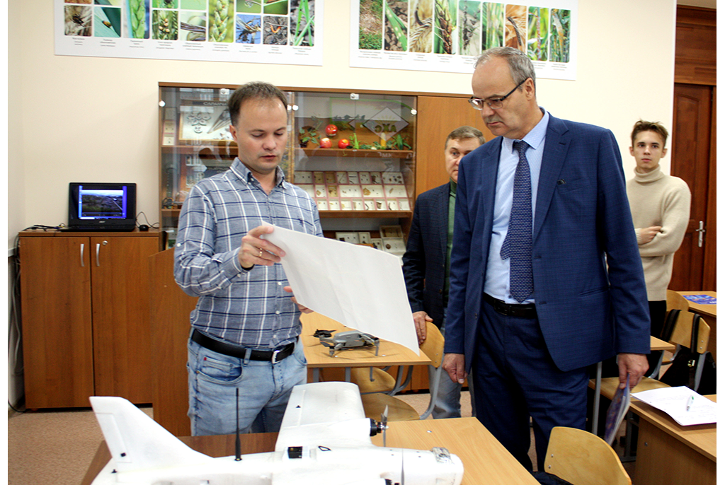 ТУСУР и Алтайский ГАУ приступили к сотрудничеству в области применения беспилотников в сельском хозяйстве