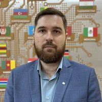 Пивоваров Артём Сергеевич