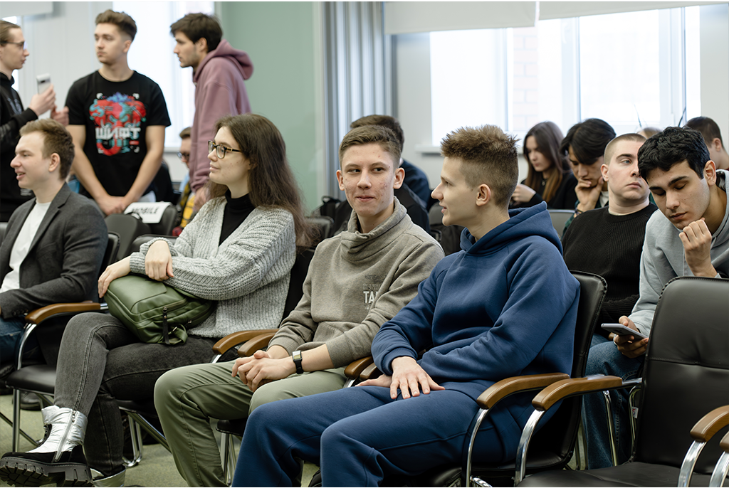 Студенты Большого университета Томска принимают участие в зимнем интенсиве ШИФТ
