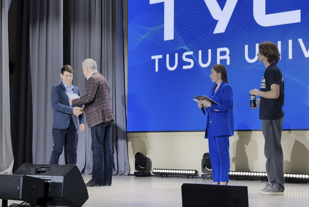 В ТУСУРе состоялось вручение сертификатов выпускникам Специализированных классов