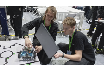 Студенты ТУСУРа выиграли «серебро» на международных соревнованиях роботов RoboCup Asia-Pacific 2024