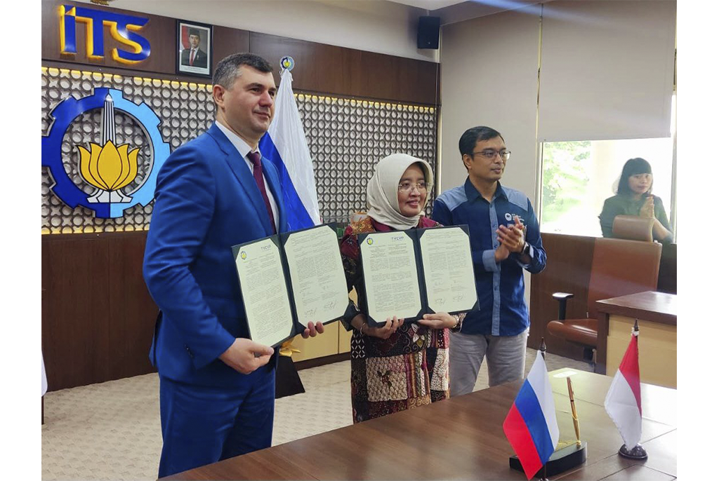 TUSUR Signs Cooperation Agreements with Indonesian Partners