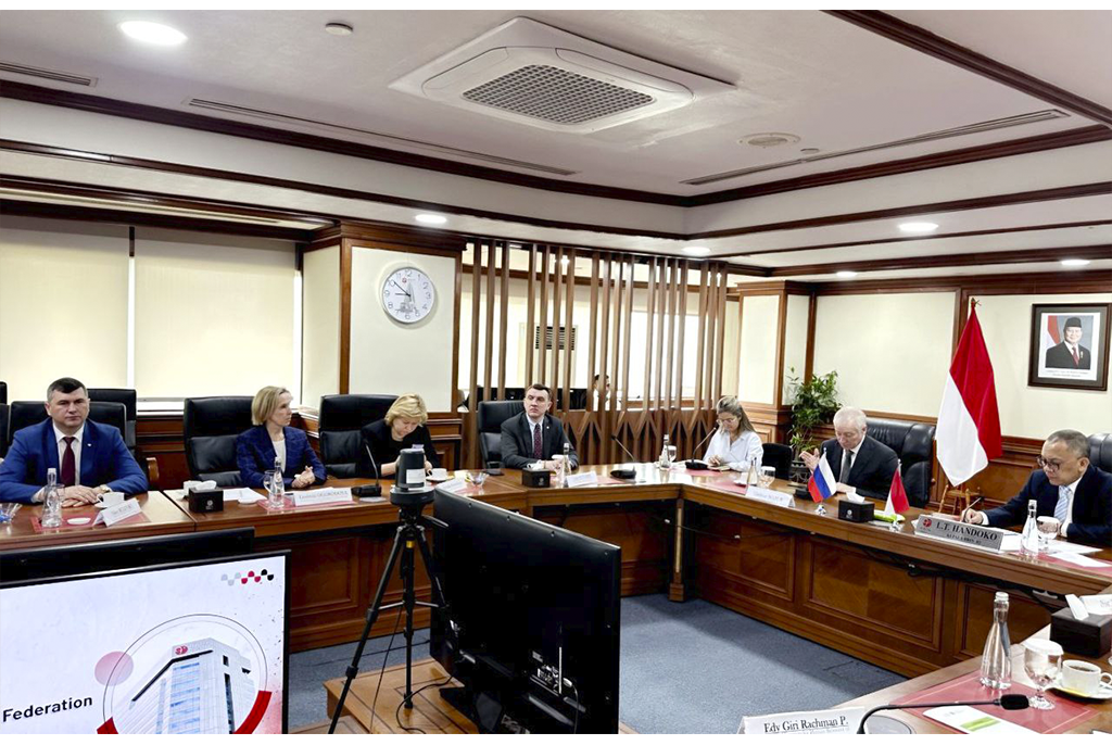 TUSUR Signs Cooperation Agreements with Indonesian Partners