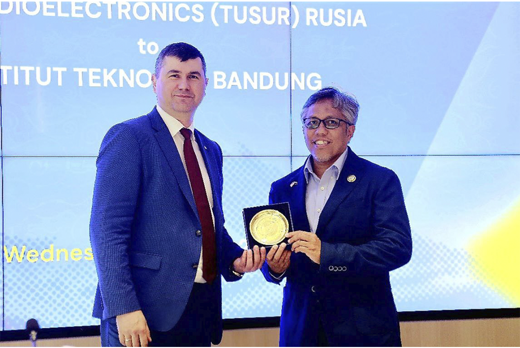 TUSUR Signs Cooperation Agreements with Indonesian Partners