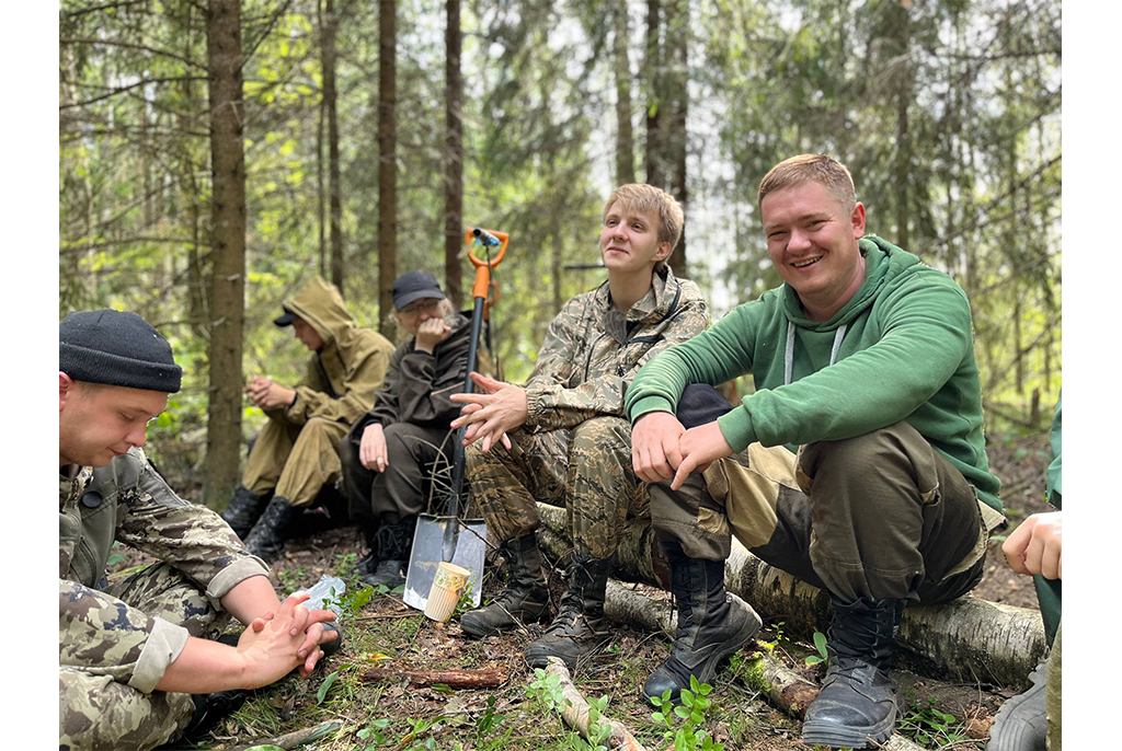 В память о героях: студенты ТУСУРа приняли участие в поисковой экспедиции в Ленинградской области