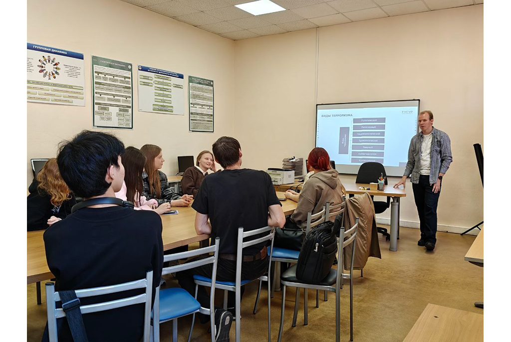 В ТУСУРе стартовала серия кураторских часов по профилактике идеологии экстремизма и терроризма