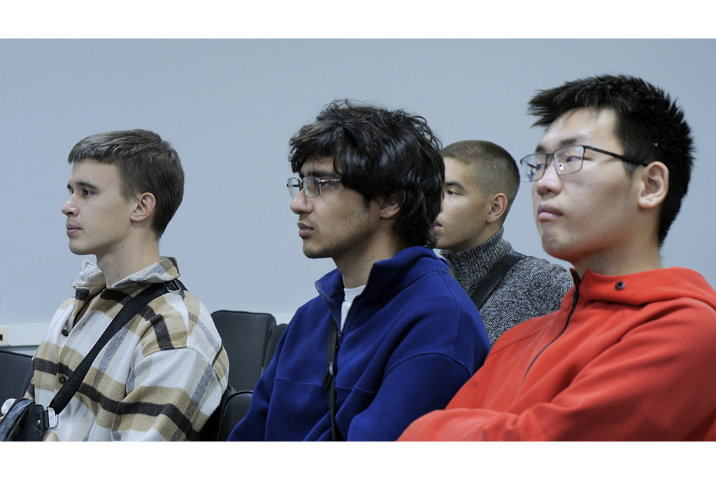 Как собрать команду мечты: мастер-класс Сергея Дорофеева прошёл в СБИ ТУСУРа