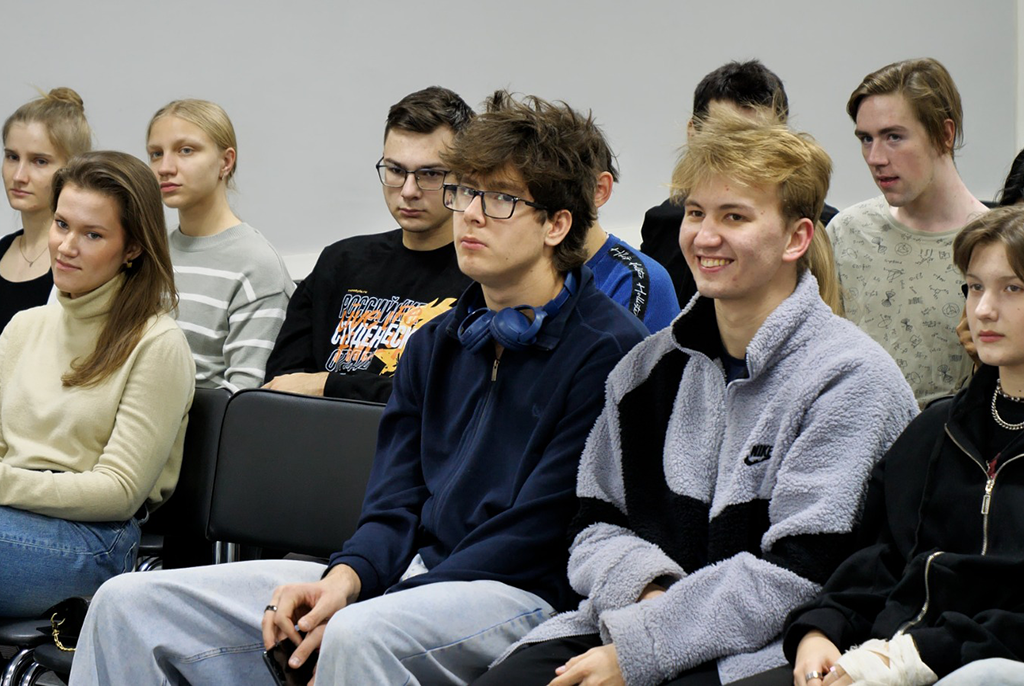 Как эффективно управлять командой стартапа обсудили участники митапа в СБИ ТУСУРа