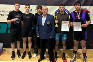 Сборная ТУСУРа стала сильнейшей на Кубке Томской области по пауэрлифтингу