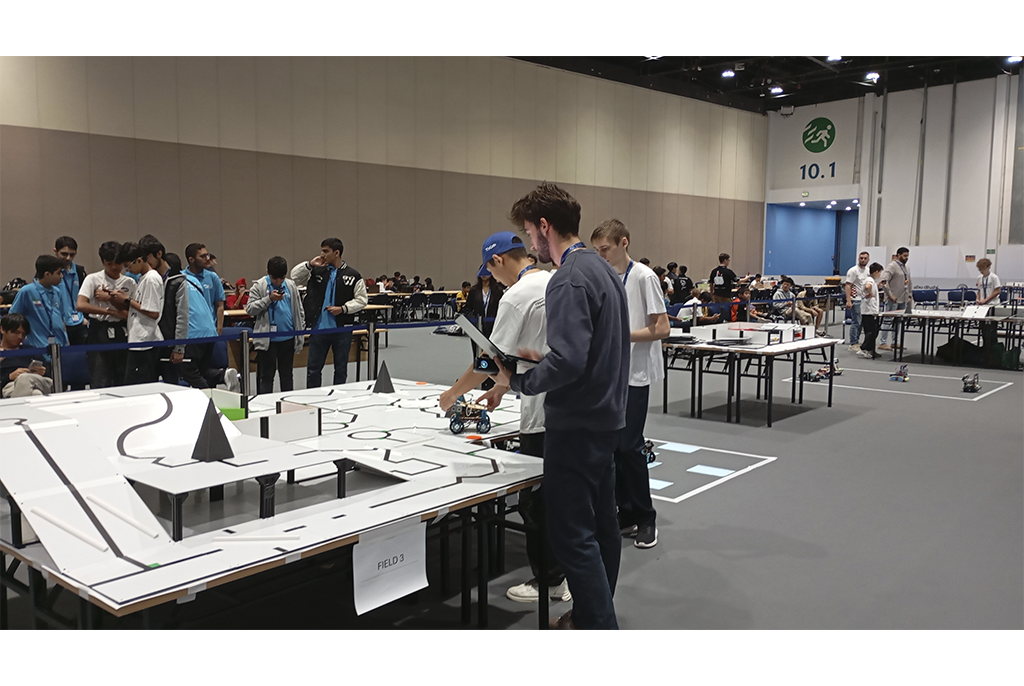 Студенты ТУСУР представили свои разработки на международном мероприятии RoboCup Asia-Pacific 2025