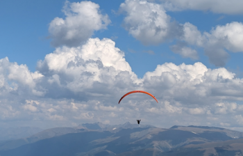 Podnebesye Pilot an International Paragliding Competition Award Winner
