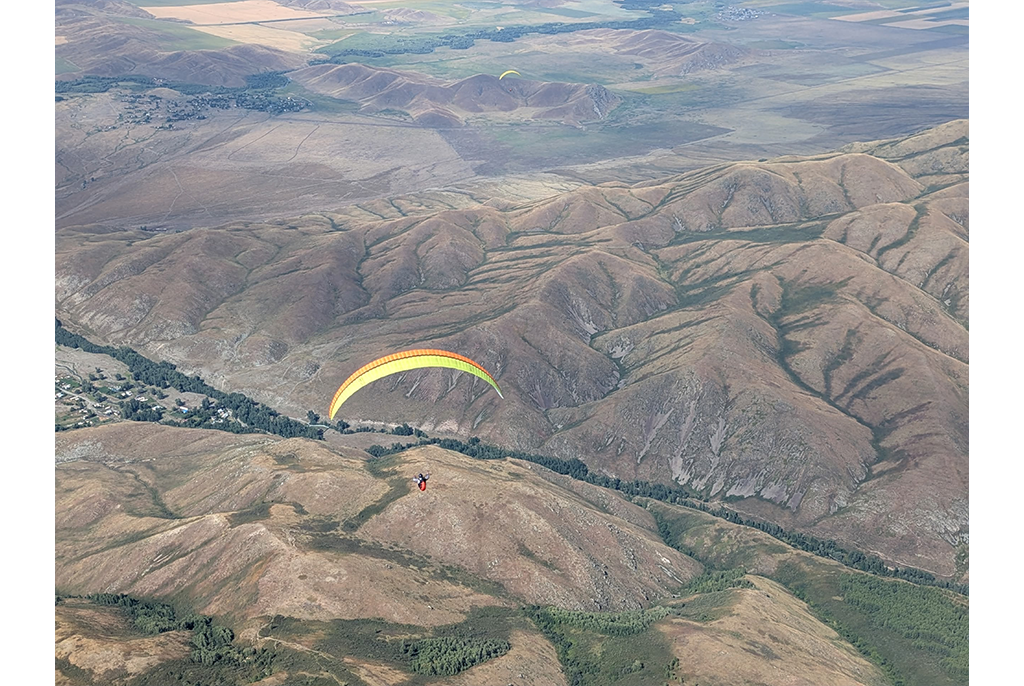 Podnebesye Pilot an International Paragliding Competition Award Winner