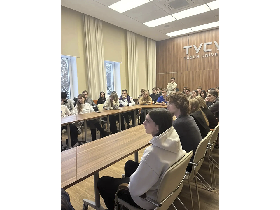 Круглый стол, посвященный Дню защитника Отечества, прошёл в ТУСУРе
