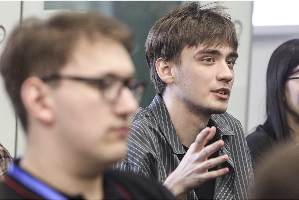 Студенты ТУСУРа и НГУЭУ приступили к работе над кейсами интенсива Сбера в ИТ-Академии