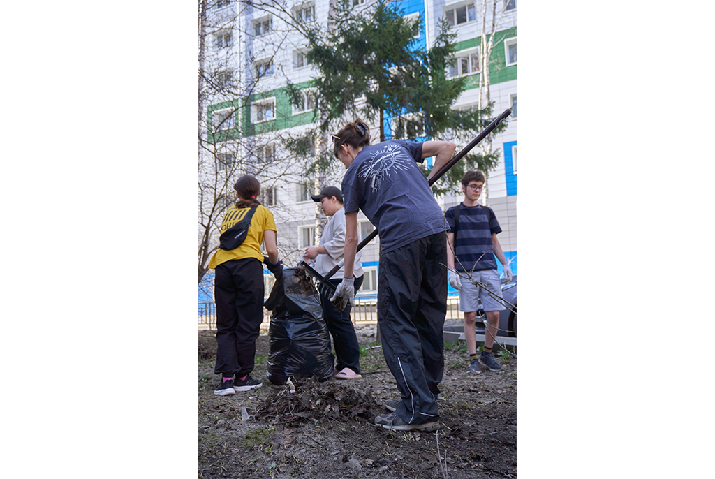 Студенты ТУСУРа приняли участие во Всероссийском субботнике СКС Профсоюза