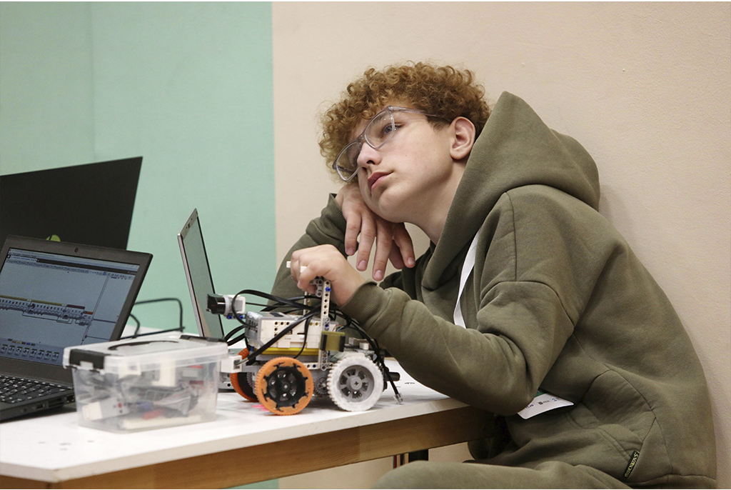 Чемпионат по робототехнике и искусственному интеллекту «РобоКап Россия 2026» стартовал в Томске в 11-й раз