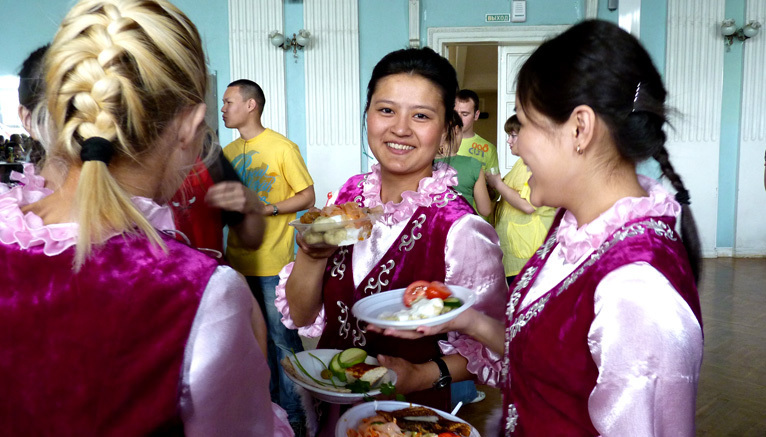 22 мая в ТУСУРе прошёл фестиваль национальной кухни