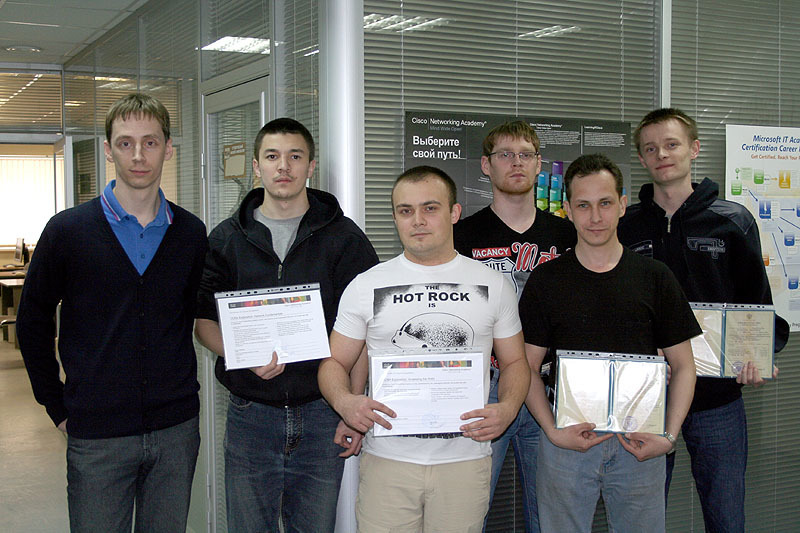 29 апреля состоялось вручение сертификатов выпускникам курсов Центра международной IT-подготовки ТУСУРа