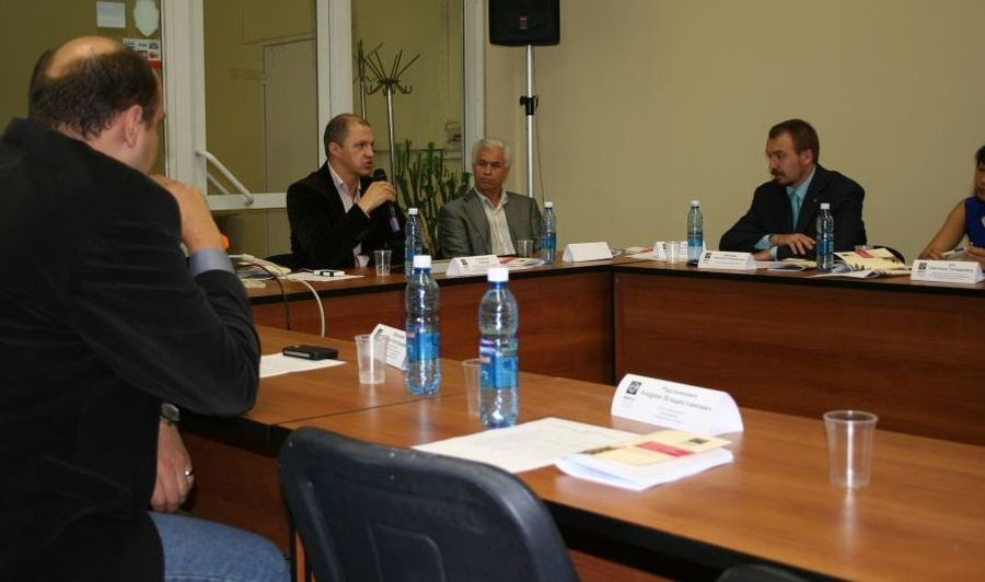 Заместитель заведующего кафедрой ПМиИ приняла участие в круглом столе форума «Интерра-2013»