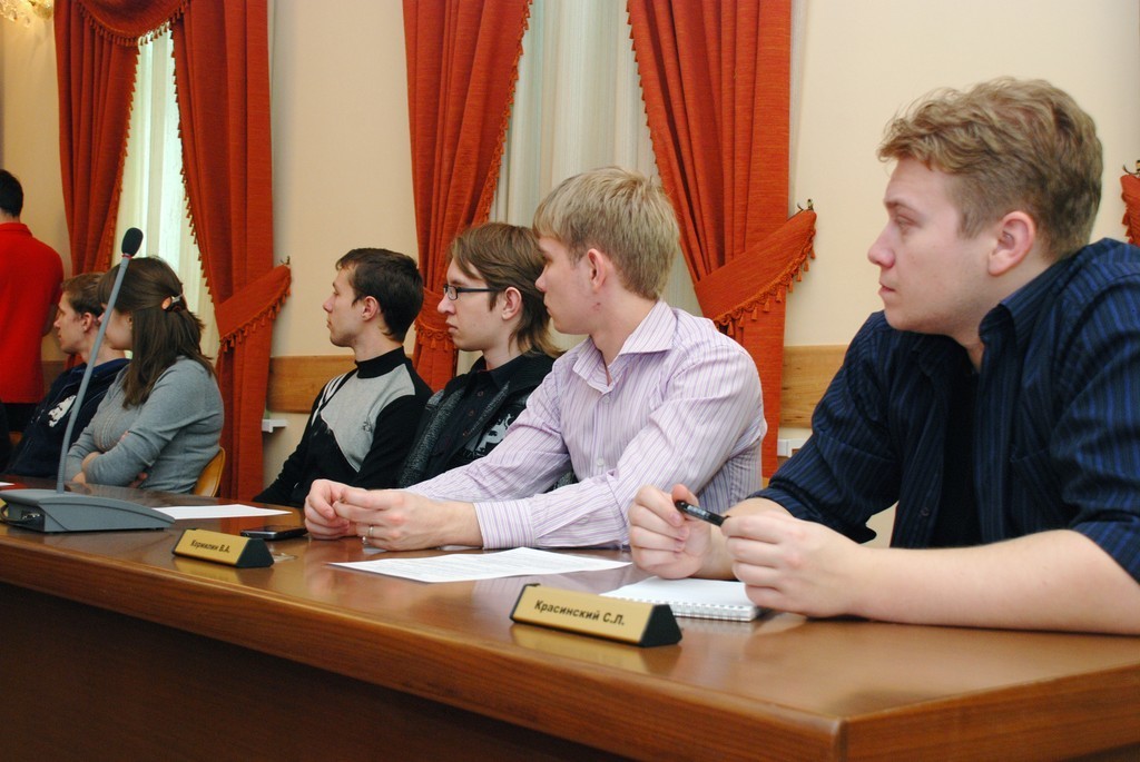 В ТУСУРе в рамках IХ Международной научно-практической конференции «Электронные средства и системы управления» состоялись очные школы-семинары
