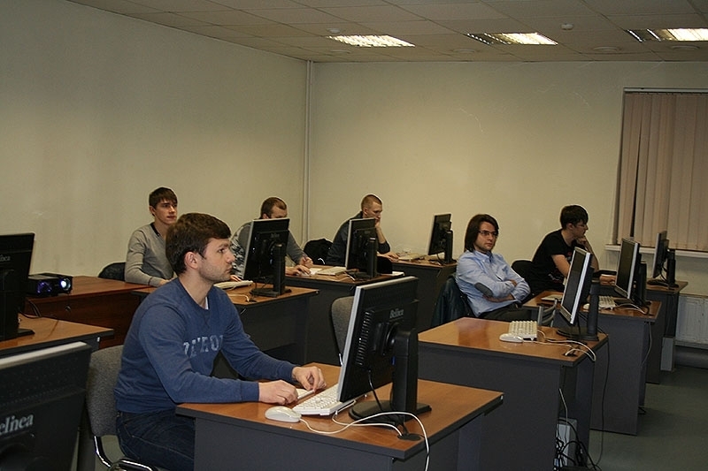 В Центре международной IT-подготовки приступили к занятиям сразу три очные группы