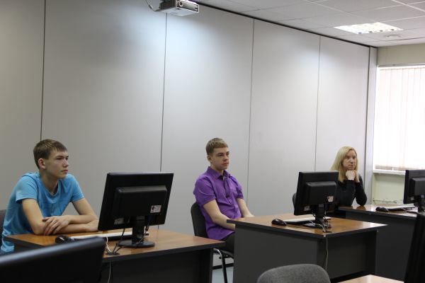В Сетевой академии Cisco ТУСУРа прошёл мастер-класс «IT-Essentials: основы аппаратного и программного обеспечения компьютера» для школьников