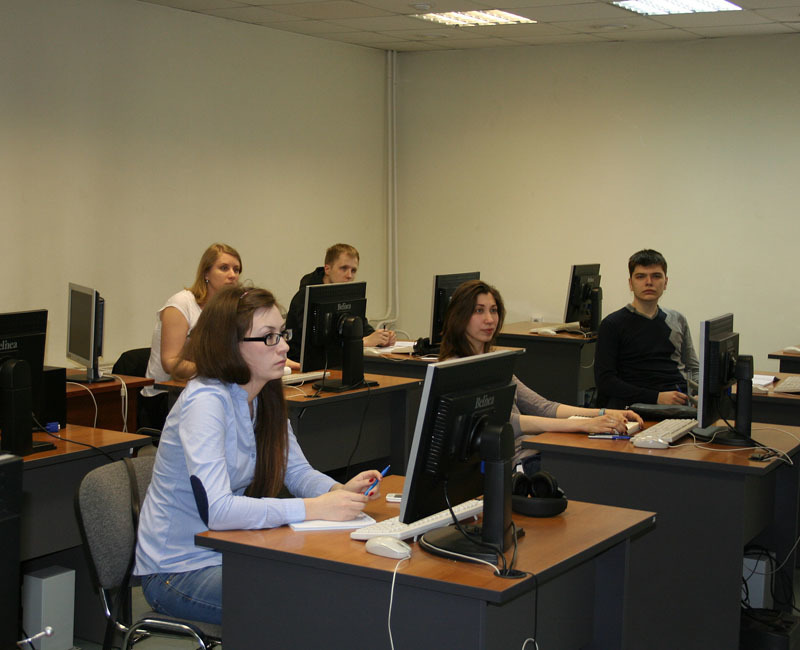 1 апреля приступили к занятиям очередные слушатели курса «Тестирование и контроль качества программного обеспечения»