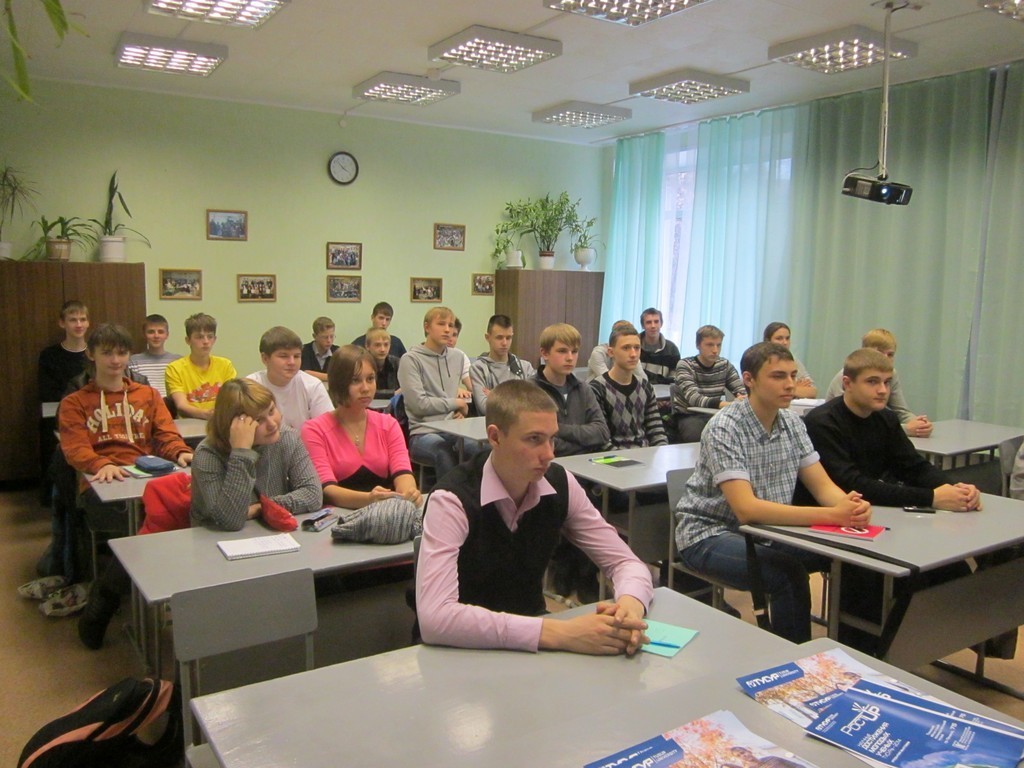 В Северске начались занятия по курсу «Радиоэлектроника, телекоммуникации и защита информации»