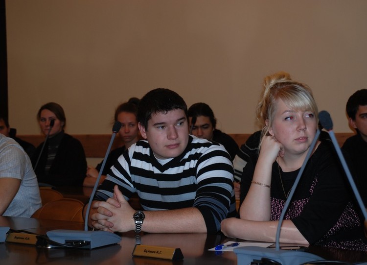 Организационное собрание аспирантов первого года обучения, зачисленных по результатам вступительных экзаменов в 2012 году
