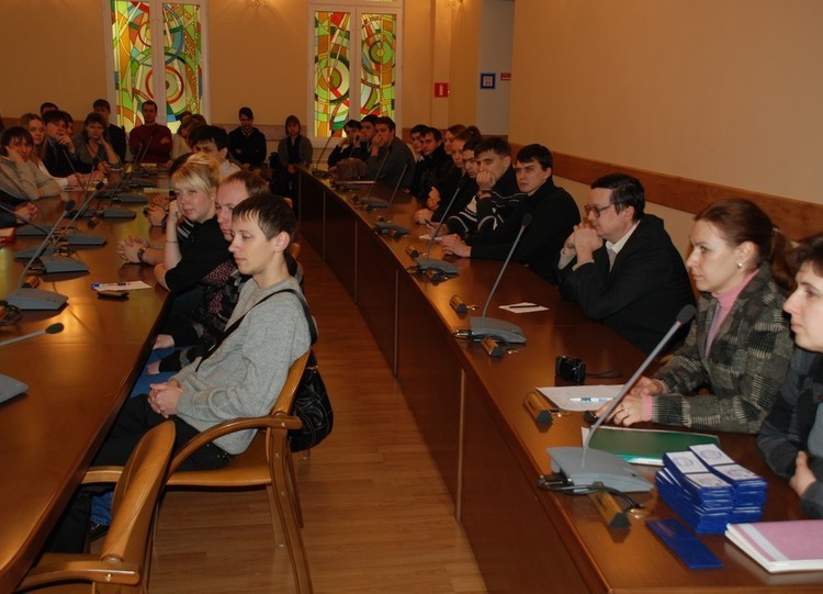 Организационное собрание аспирантов первого года обучения, зачисленных по результатам вступительных экзаменов в 2012 году