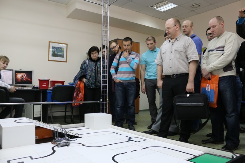 В ТУСУР прошёл очередной семинар по подготовке к участию команд в RoboCup Russia Open 2016