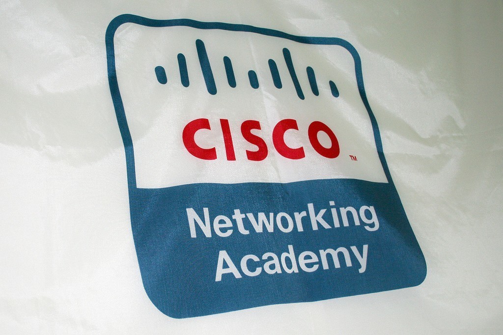 5 мая приступила к занятиям вторая весенняя группа Сетевой академии Cisco ТУСУРа