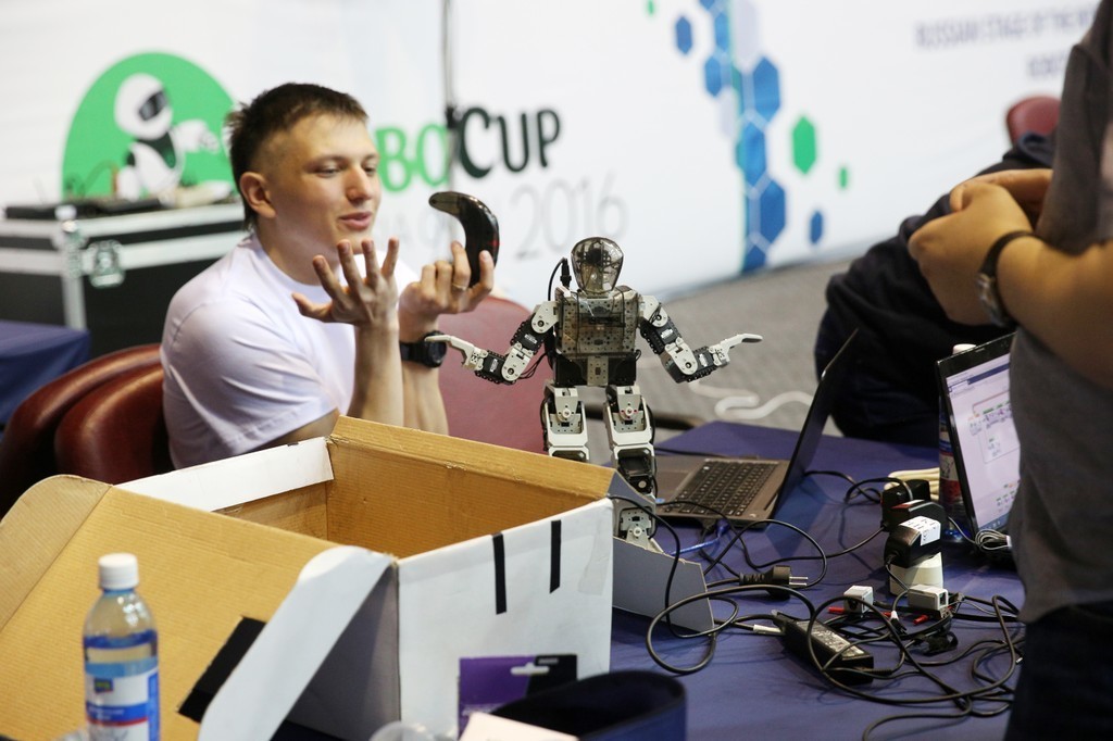 Начались соревнования RoboCup Russia Open 2016
