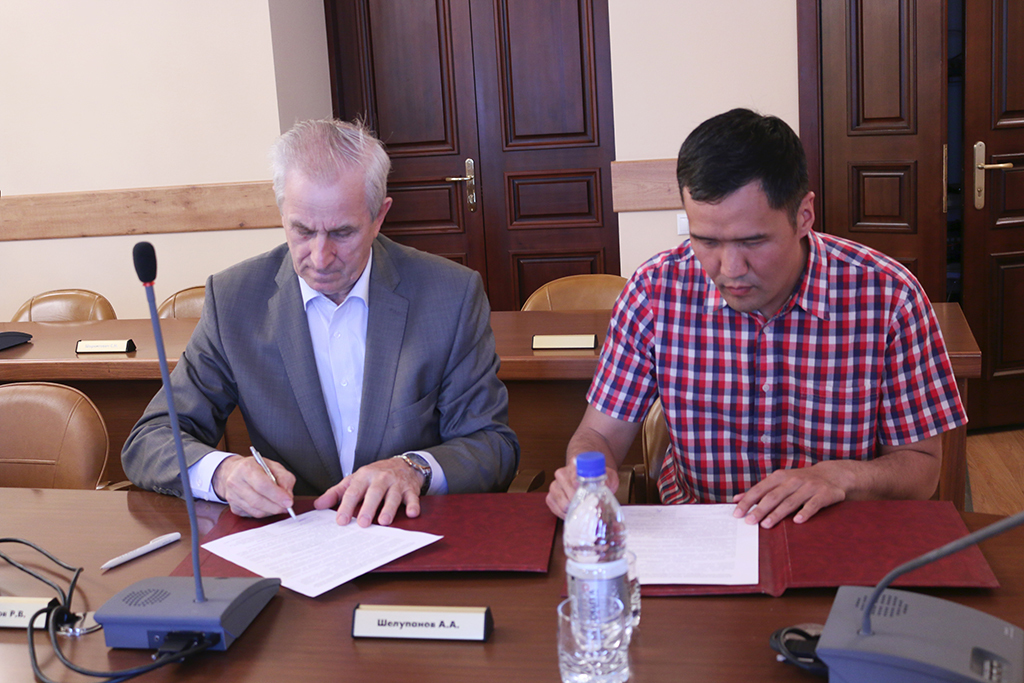 ТУСУР и центр инноваций «Инженер» подписали соглашение о сотрудничестве