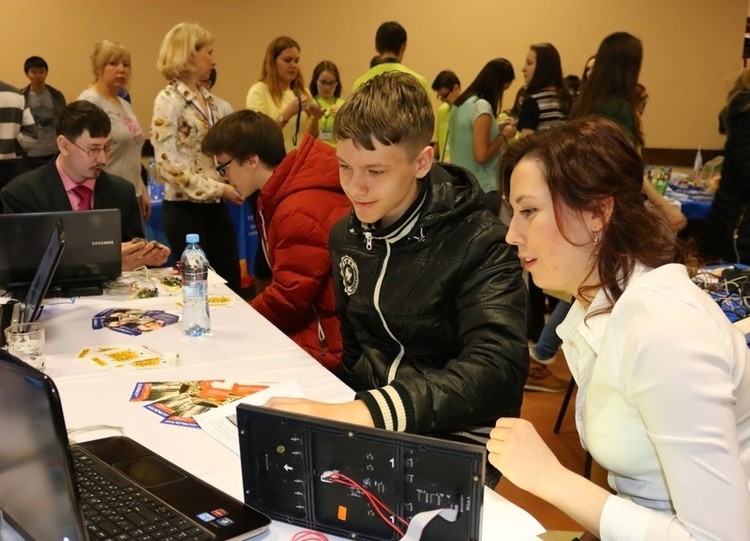 TUSUR at the City of Professions Fair for school students