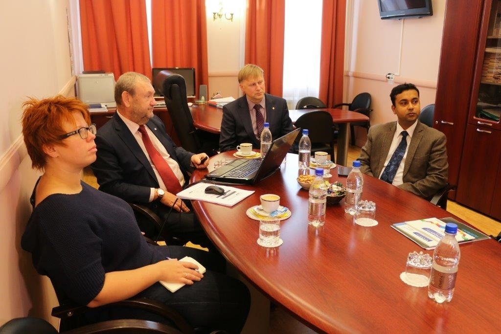 Советник посольства Индии в РФ посетил ТУСУР